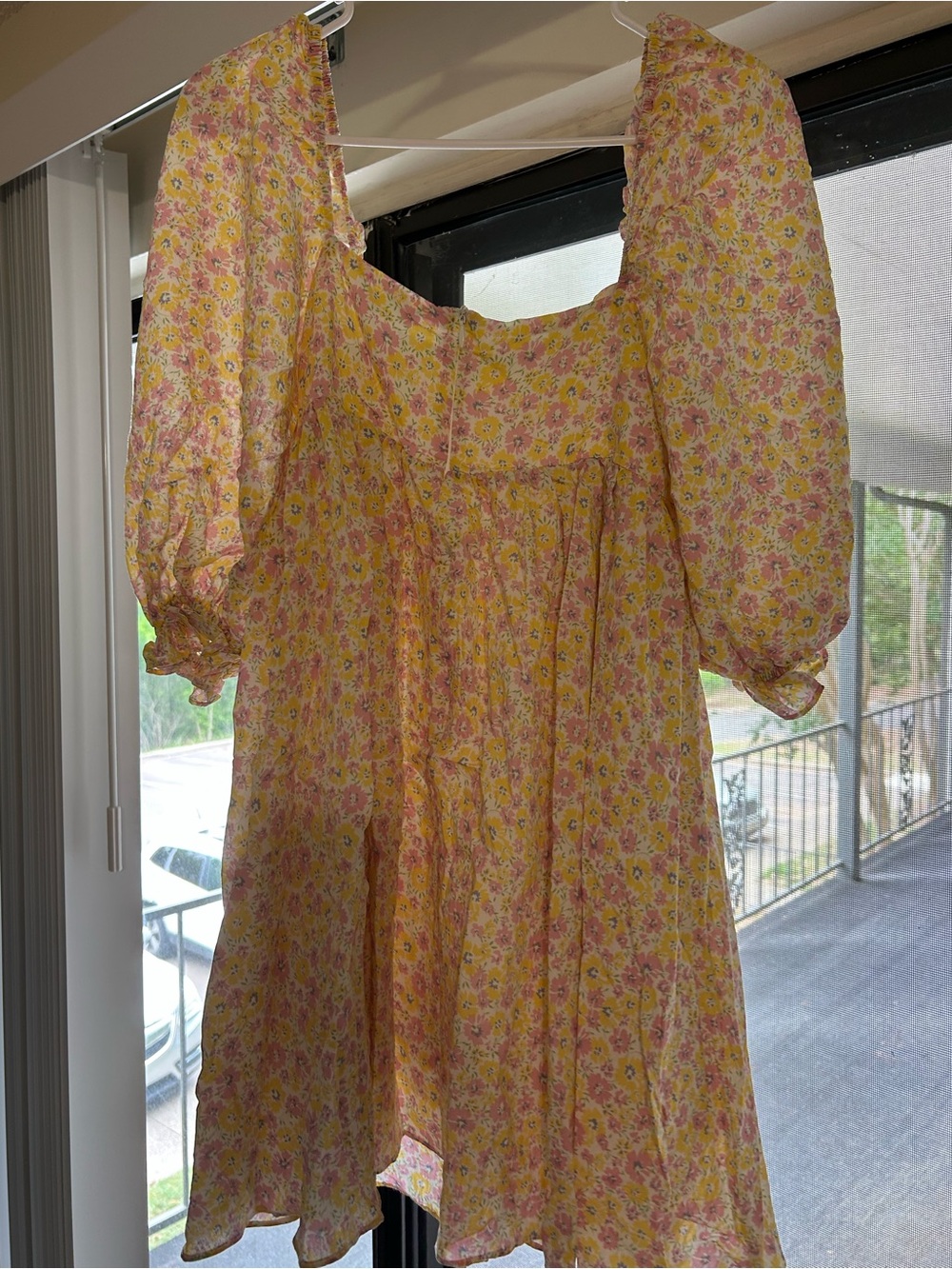 Storia Yellow & Pink Floral Puff-Sleeve Dress - Picture 2 of 3
